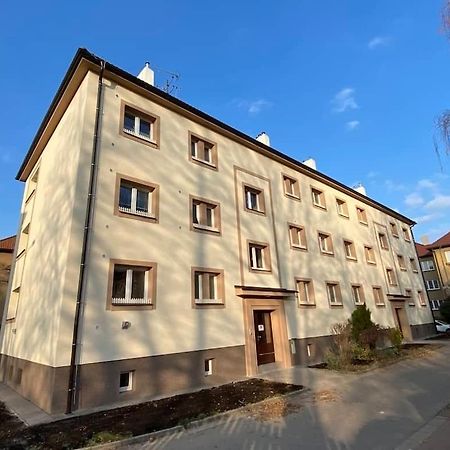 Apartman Visnovka Pardubice Eksteriør billede