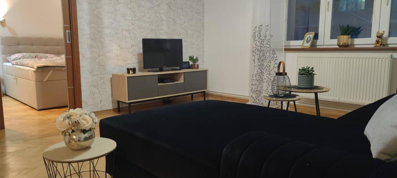 Apartman Visnovka Pardubice Eksteriør billede